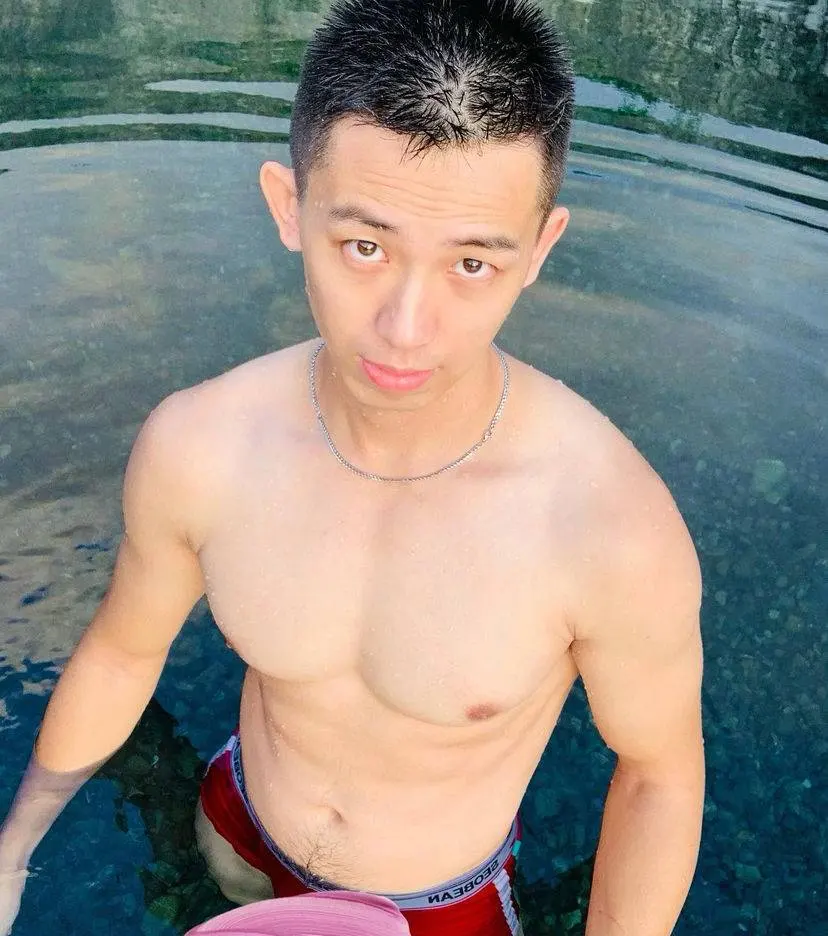 ถอดโชว์เรือนร่าง 2841
