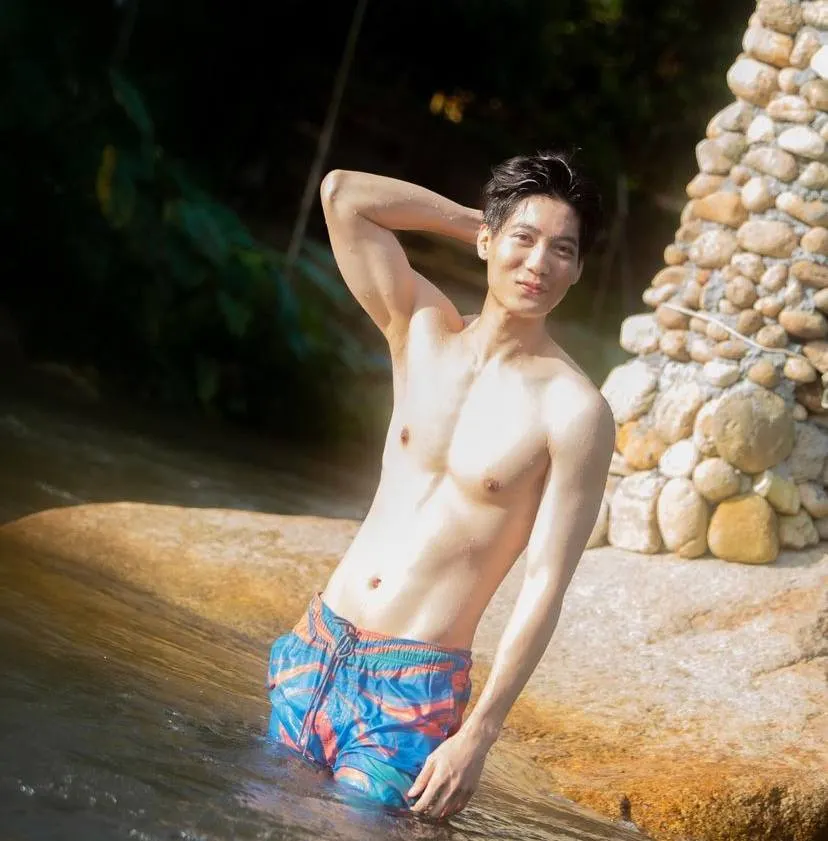 ถอดโชว์เรือนร่าง 2842