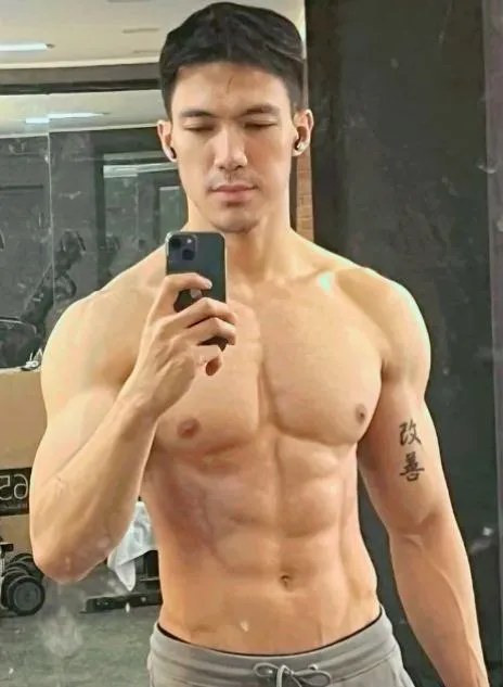 เพื่อนสนิทคิดไม่ซื่อ