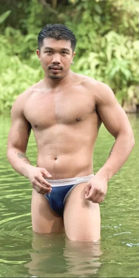 ใหญ่ล่ำจับปั๊มพ์ซะ