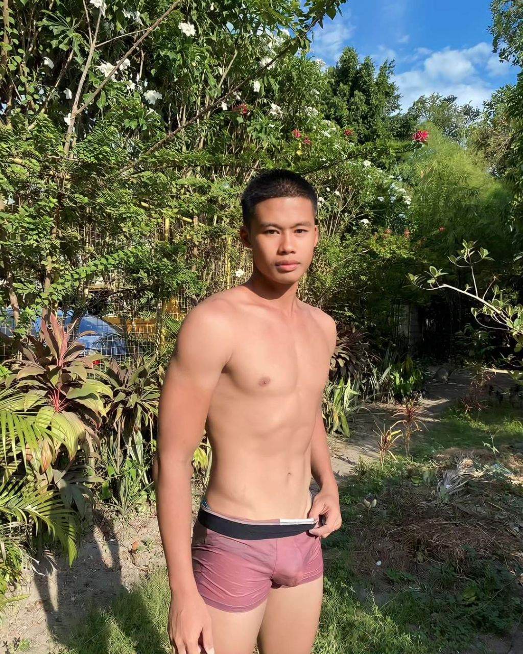 เงียบๆคนเดียว(กลางทุ่ง)