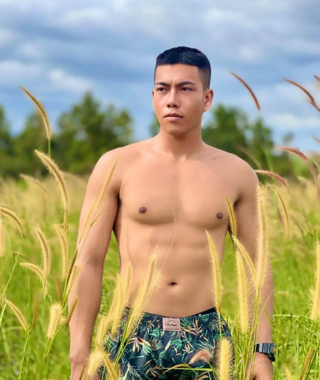 เงียบๆคนเดียว(กลางทุ่ง)