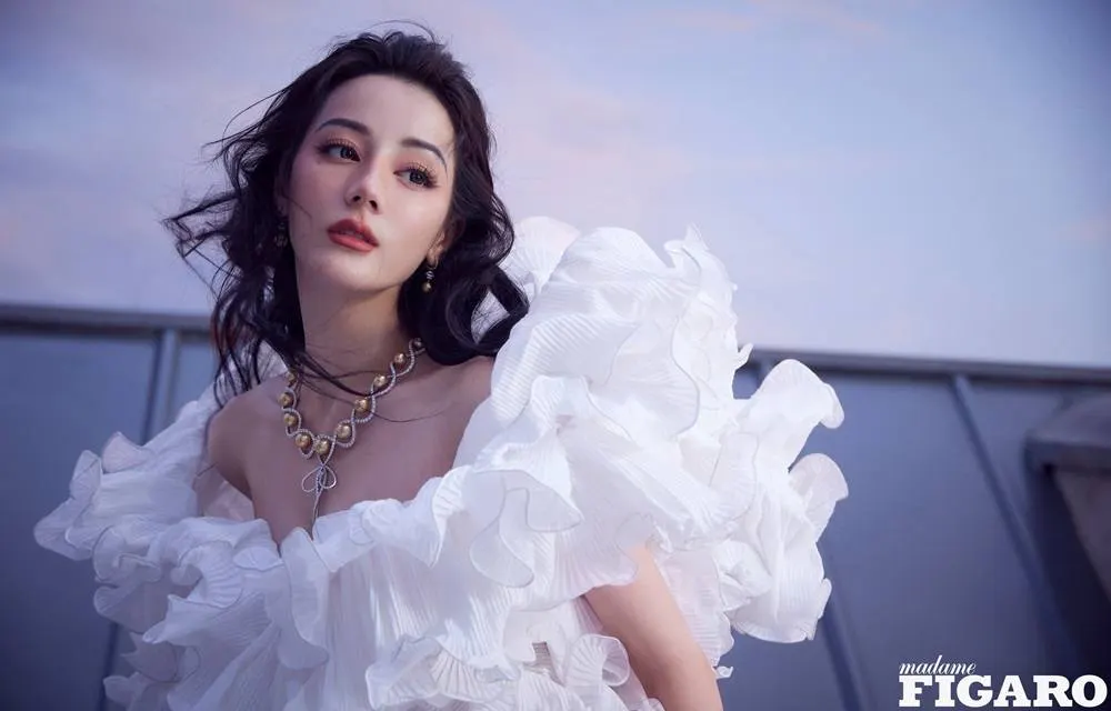 Dilireba @ madame FIGARO China December 2023
