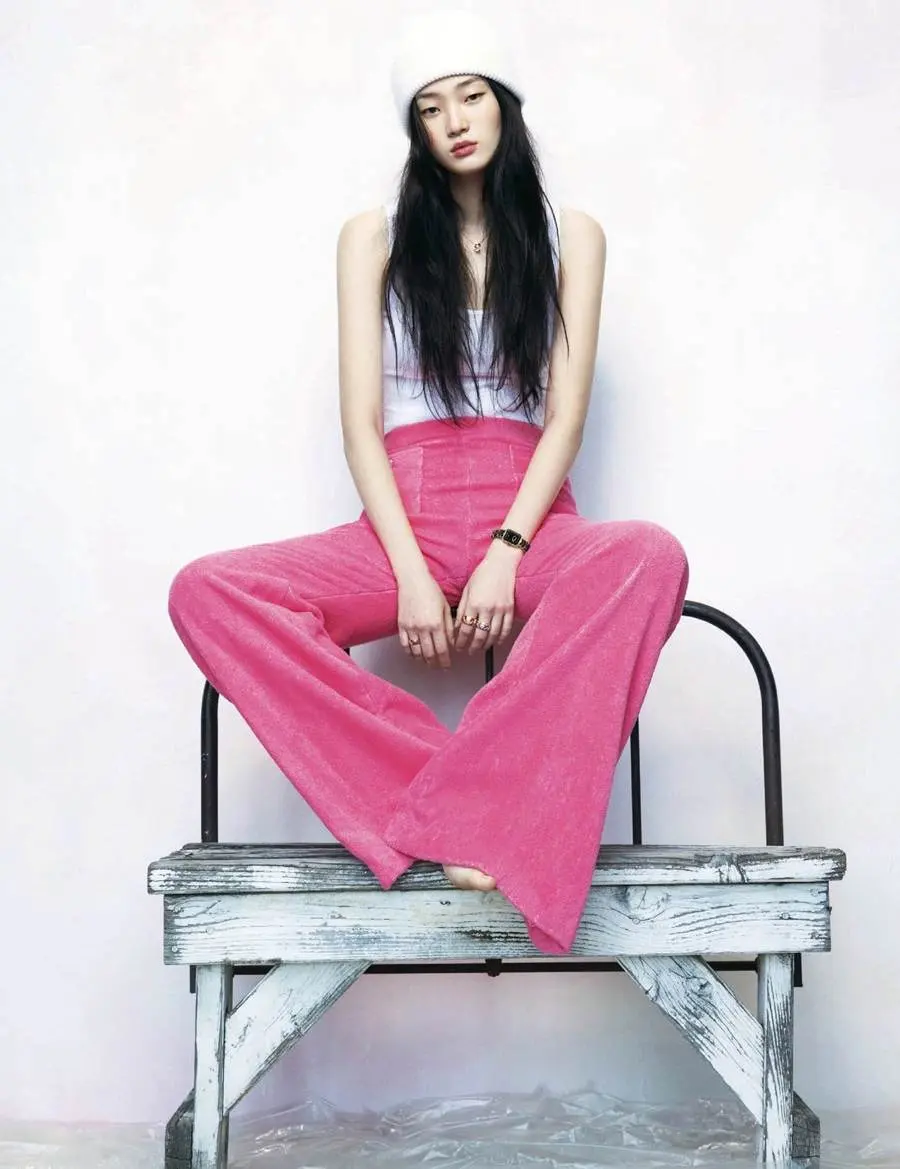 Shin Hyun Ji @ Harper's BAZAAR Korea December 2023