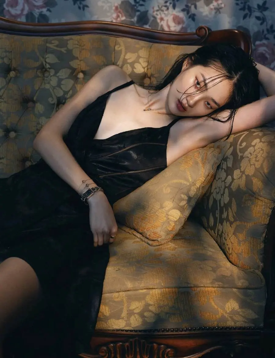 Shin Hyun Ji @ Harper's BAZAAR Korea December 2023