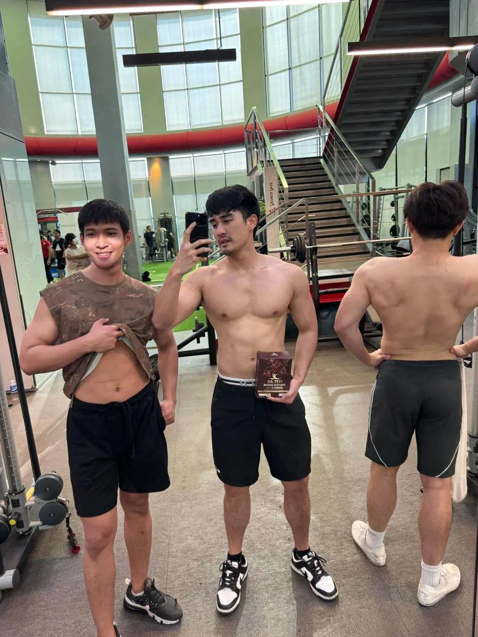 เพ่ดิว...ทำเอาหิวรัก