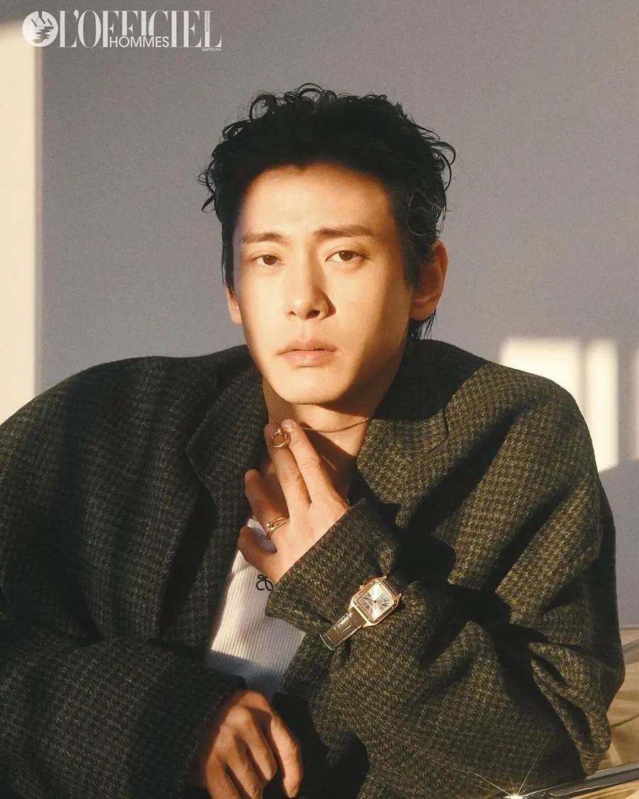 Teo Yoo @  L'Officiel Hommes Singapore December/January 2024