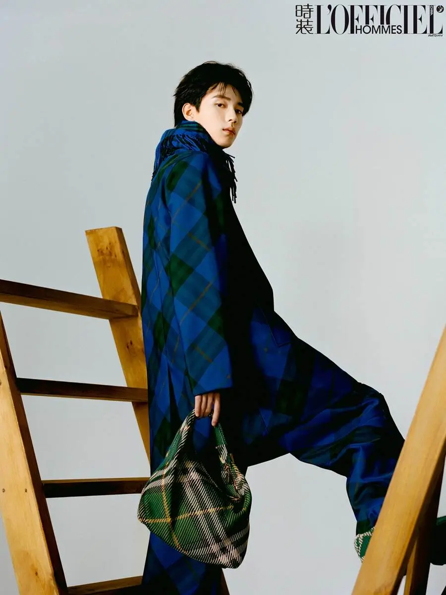 Zhou Yiran @ L&rsquo;Officiel Hommes China December 2023