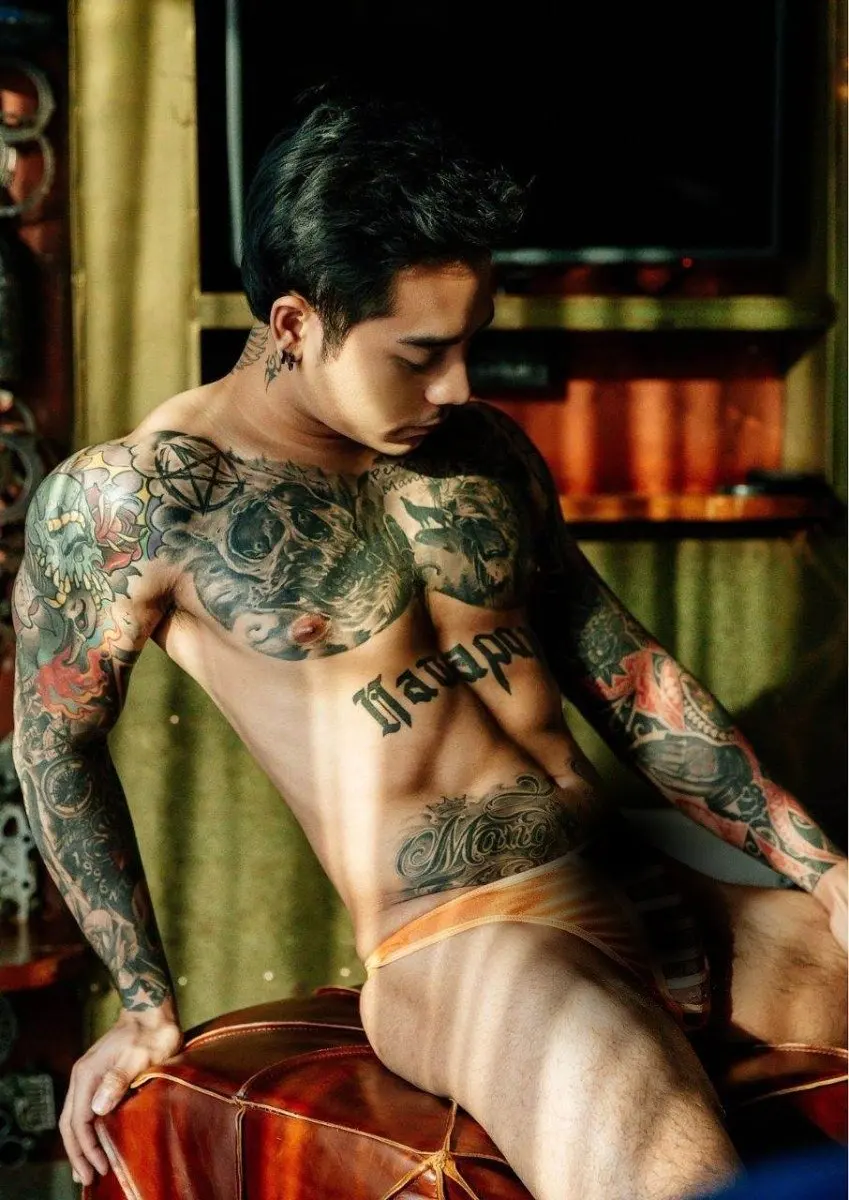 หนุ่มหล่อขึ้นปก 1186.6