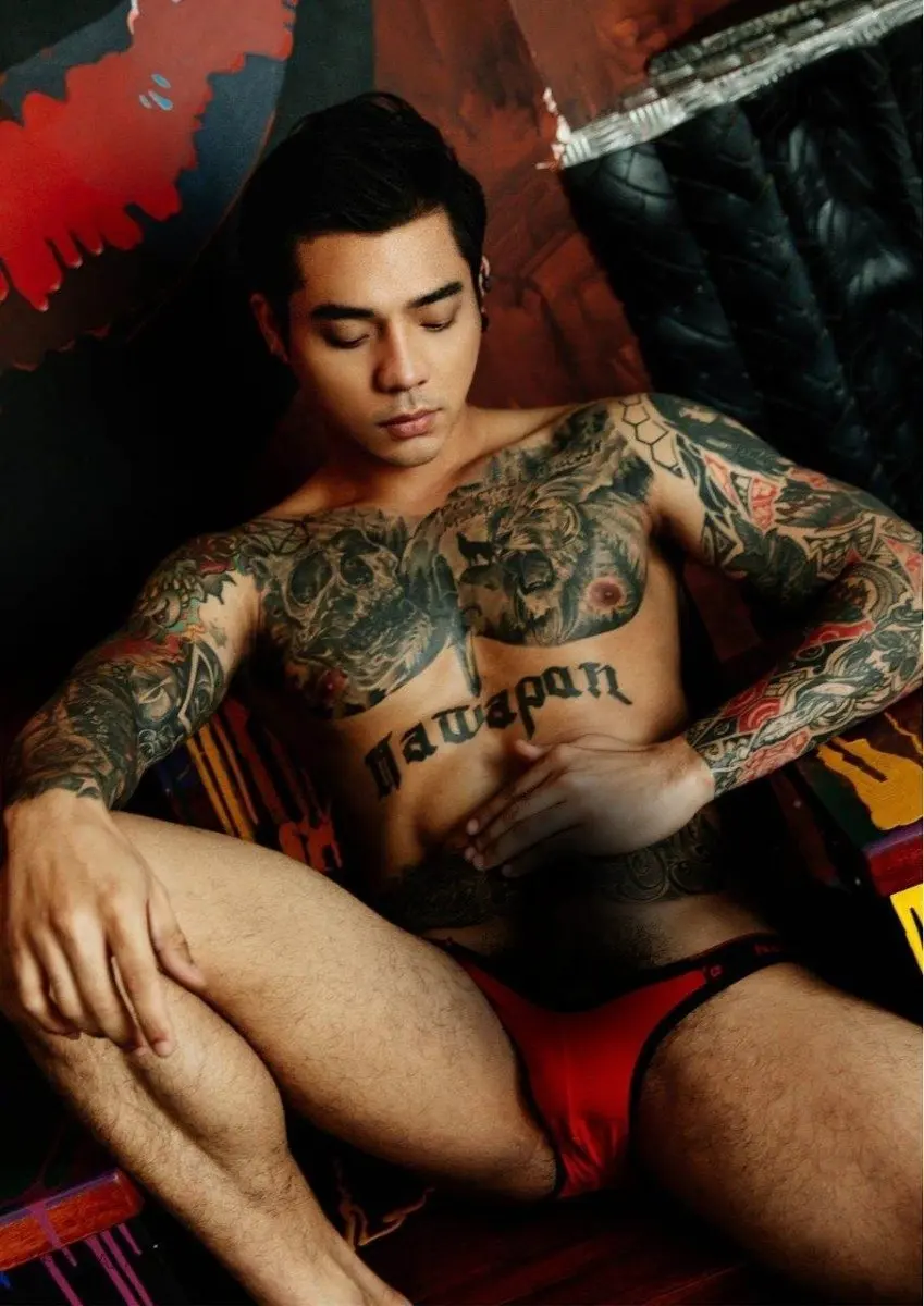 หนุ่มหล่อขึ้นปก 1186.6
