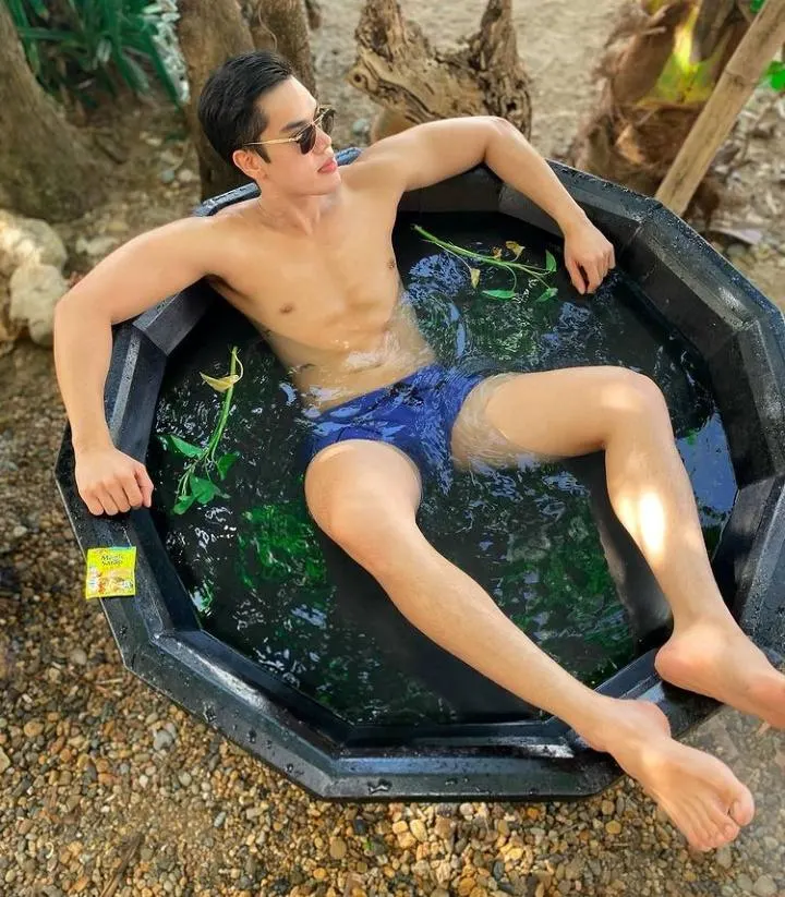 ชวนหนุ่ม..ลงอ่าง
