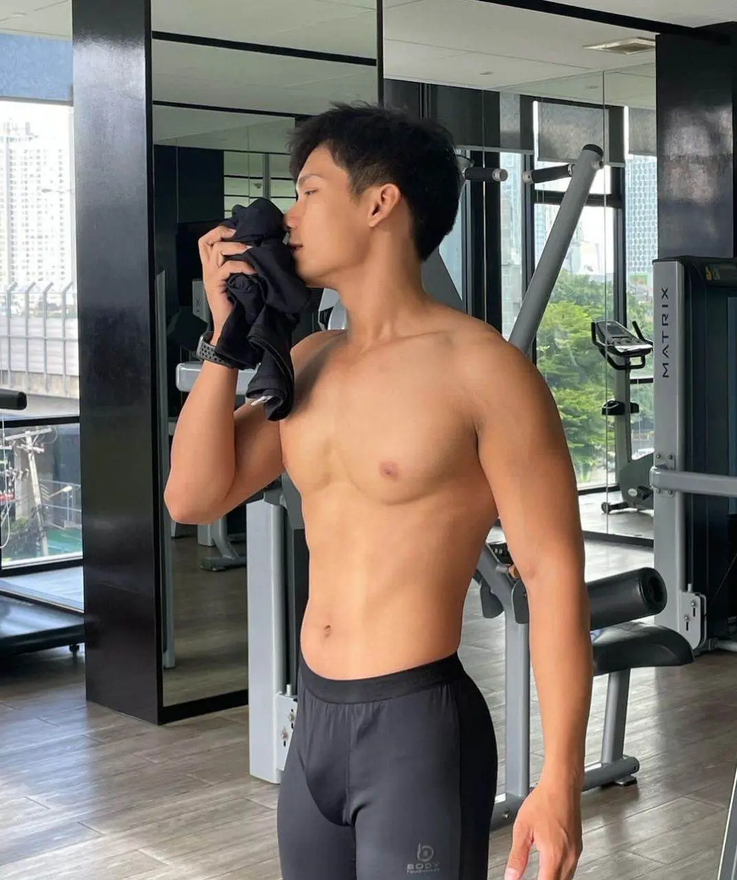 ฮัก