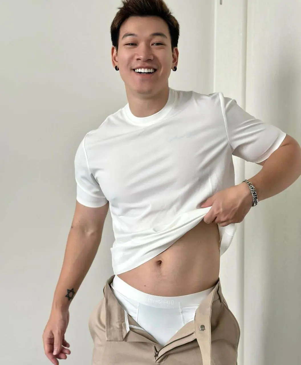 ฮัก