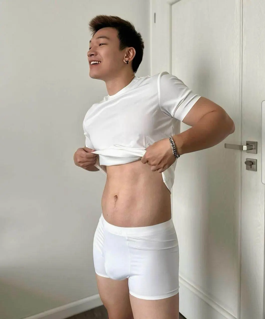 ฮัก