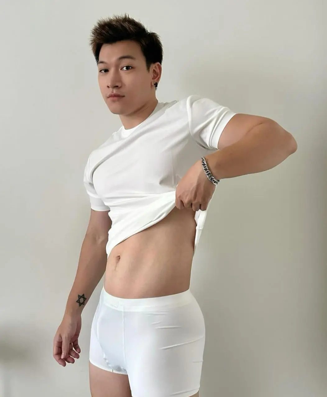 ฮัก