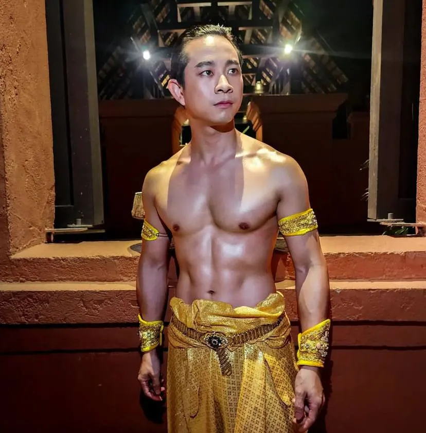 ถอดโชว์เรือนร่าง 2849
