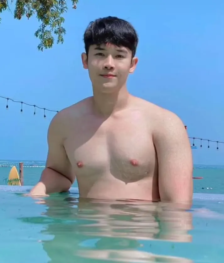 ถอดโชว์เรือนร่าง 2852