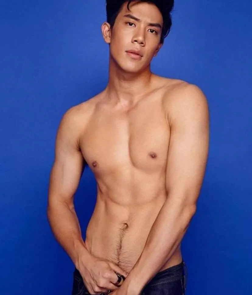 ถอดโชว์เรือนร่าง 2852