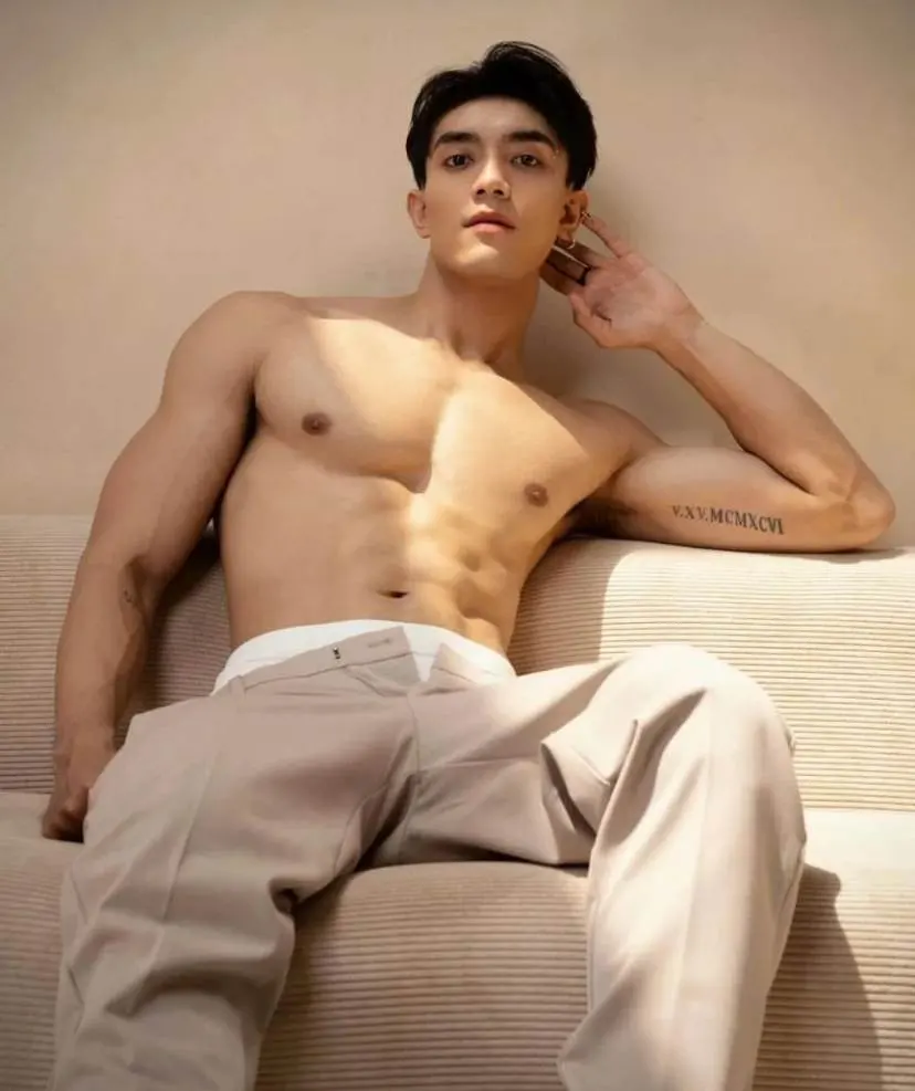 ถอดโชว์เรือนร่าง 2852