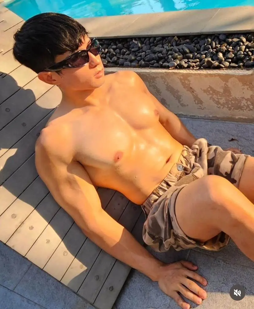 ถอดโชว์เรือนร่าง 2852