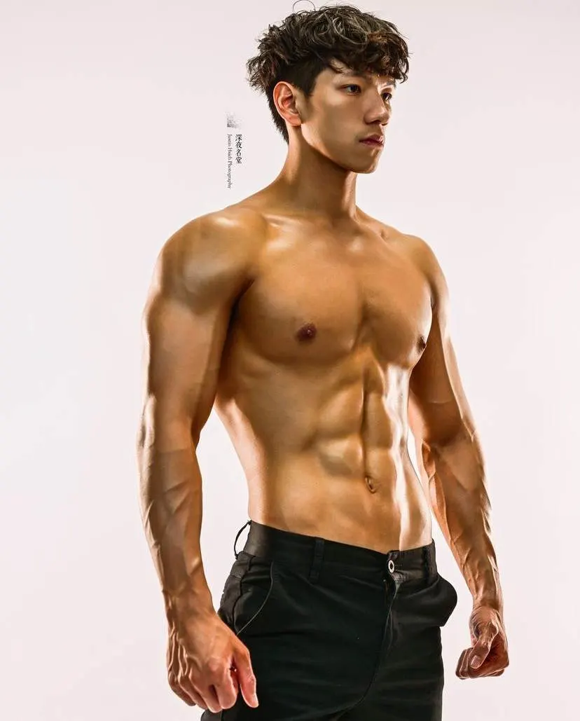 ถอดโชว์เรือนร่าง 2852