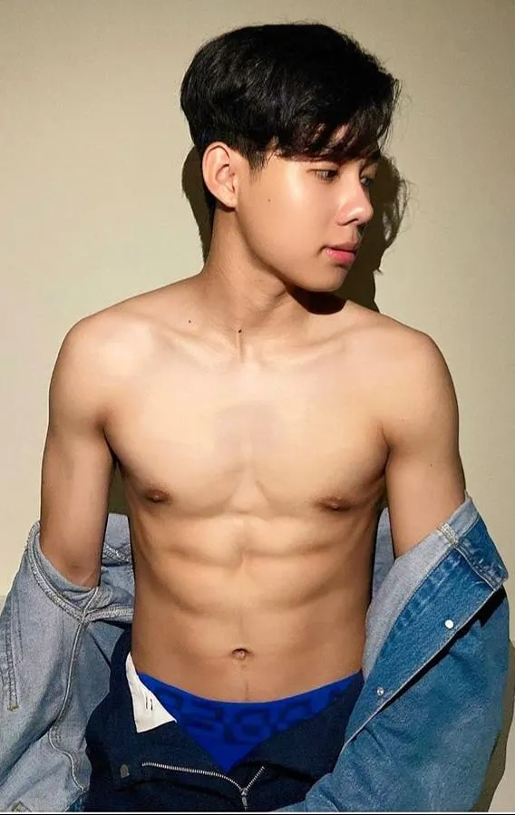 ครั้งแรกแหวกชิมิ