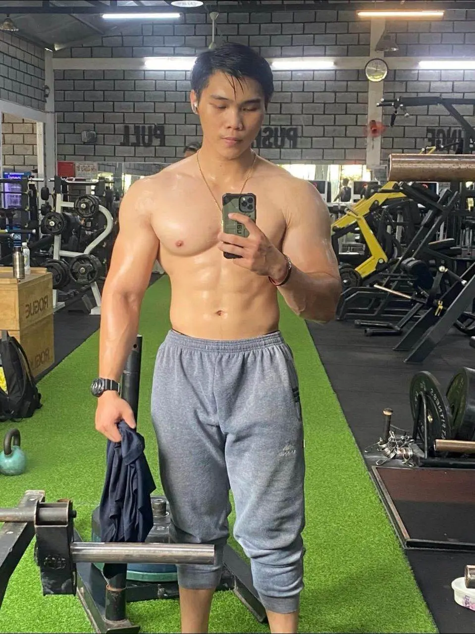 รักนายแบบ เอเชีย.