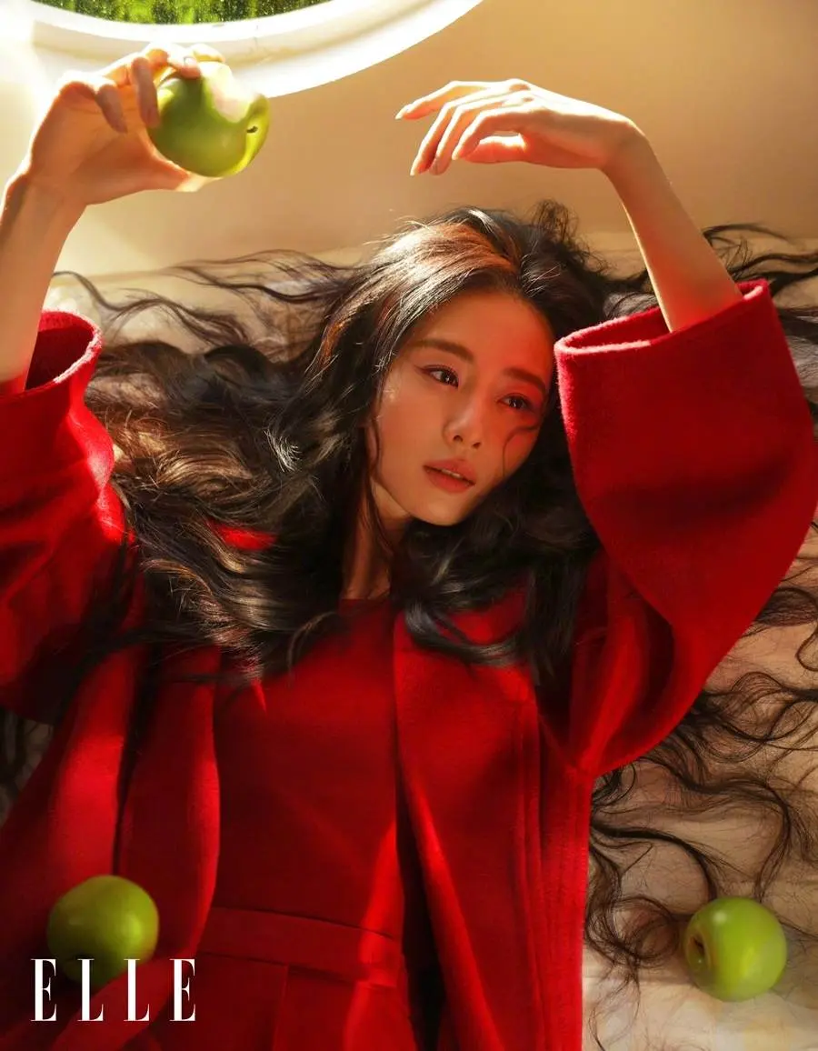 Liu Shishi @ ELLE China January 2024
