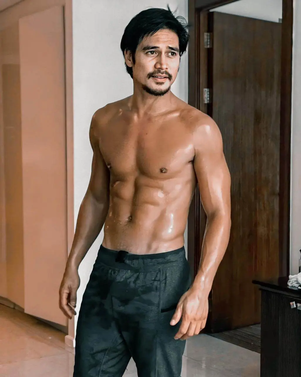 พลังแด๊ดดี๊ทำน้ำเดิน