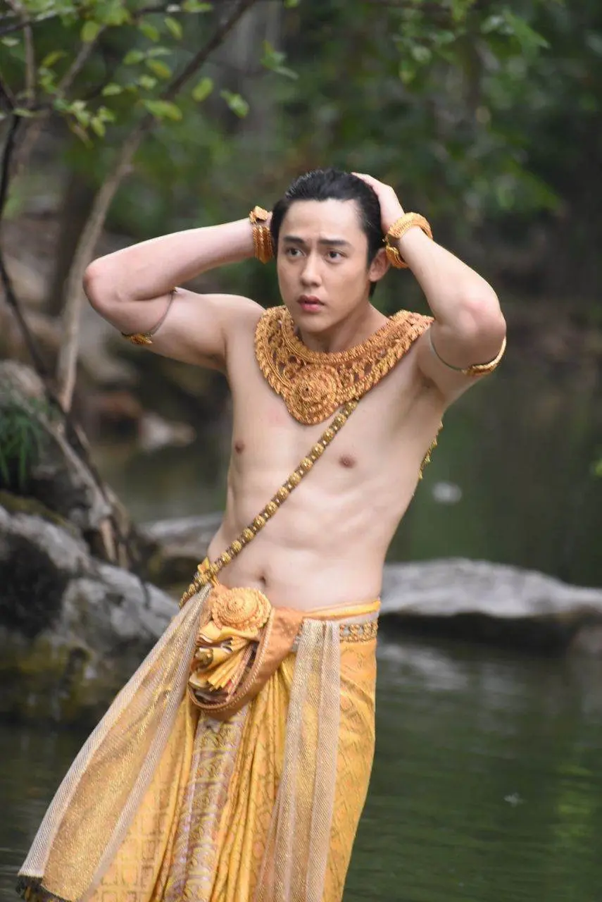 อกแน่นๆ #ทำแน่นอก