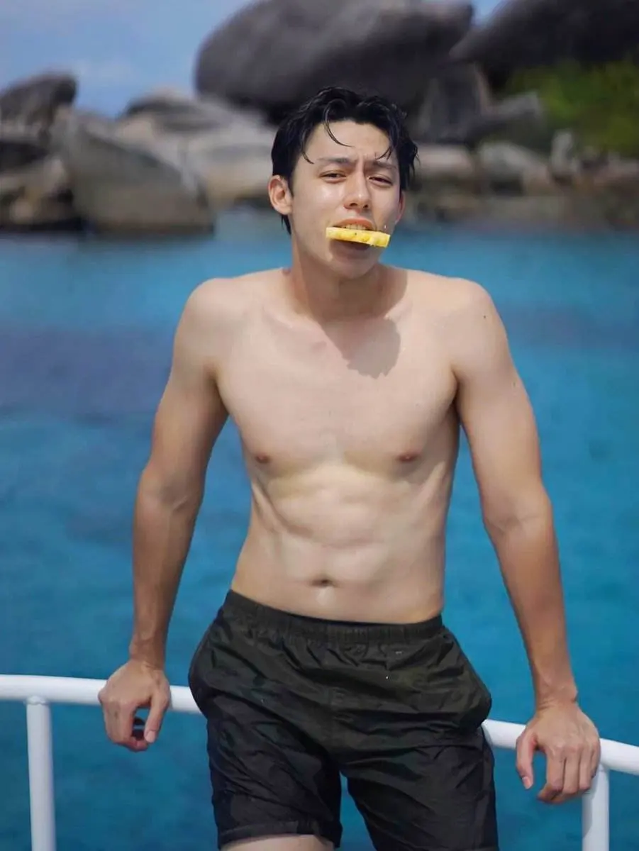 อกแน่นๆ #ทำแน่นอก