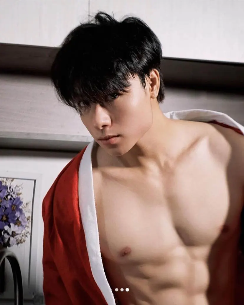 คริสมาสต์แตก แตก