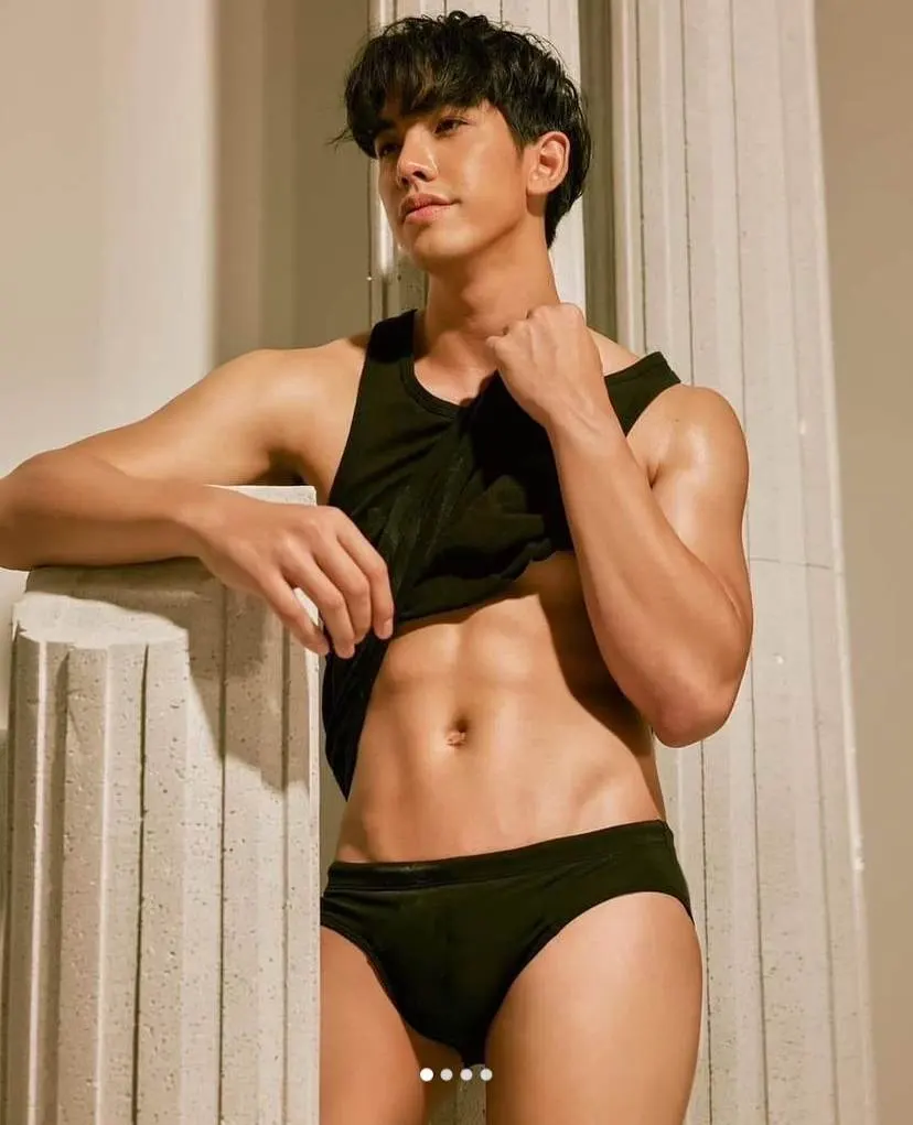 คริสมาสต์แตก แตก
