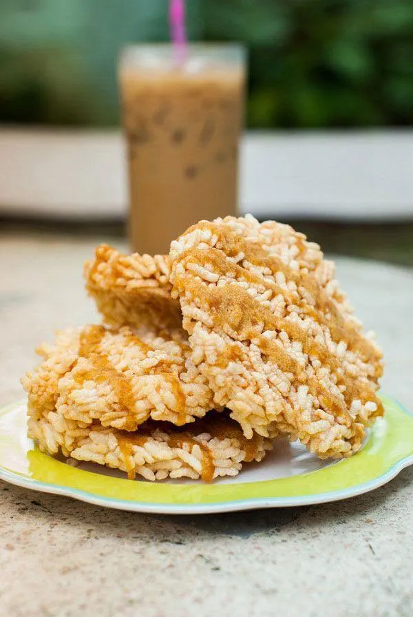 ขนมข้าวแต๋น