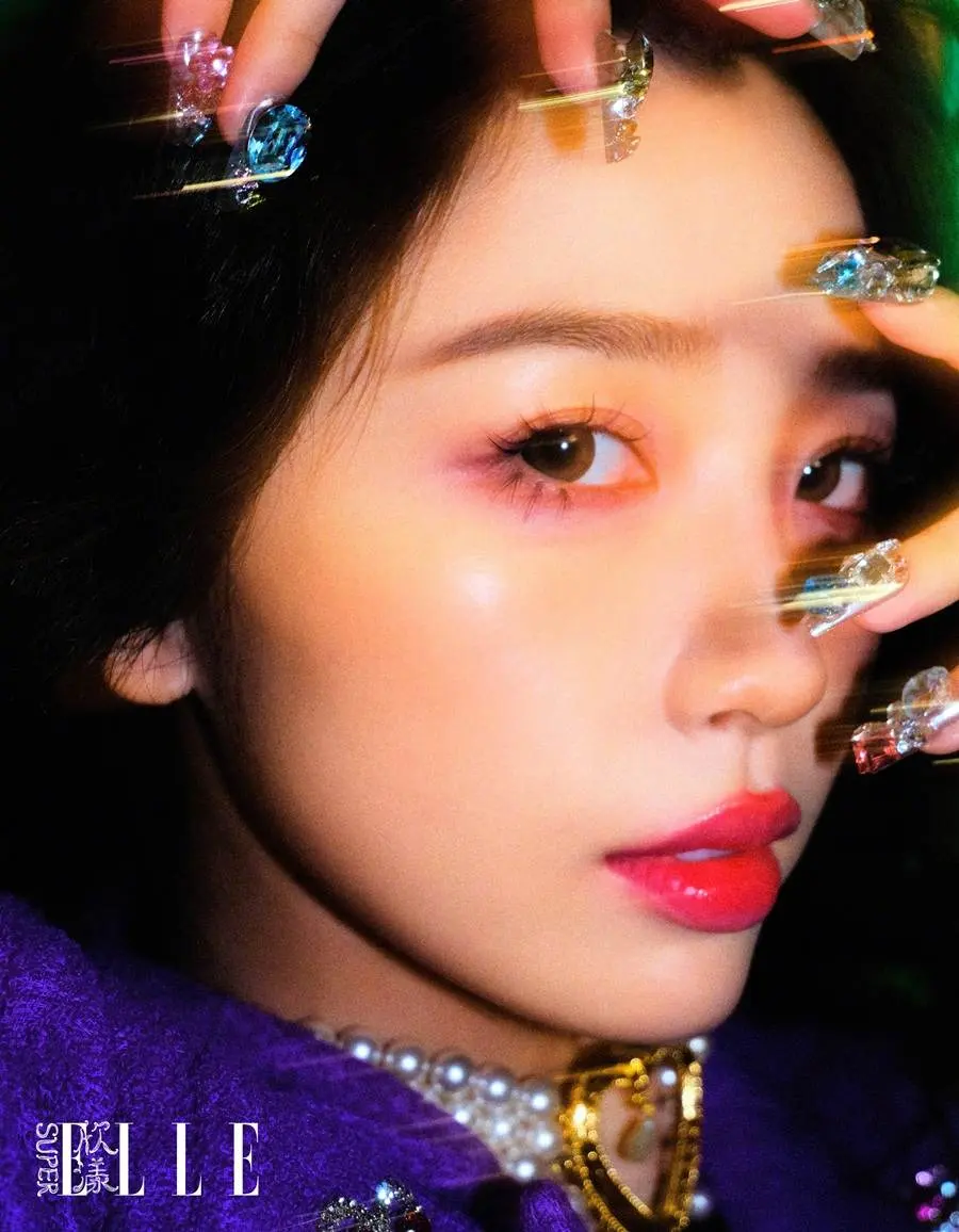 Esther Yu @ SuperELLE China Fall/Winter 2023