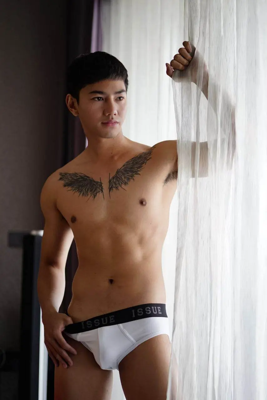 ของไทย หนุ่มไทย ไทยแท้.