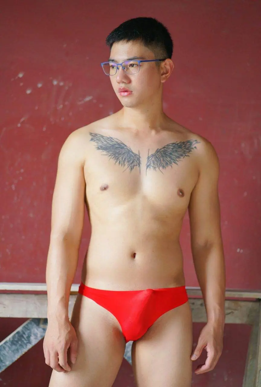 ของไทย หนุ่มไทย ไทยแท้.
