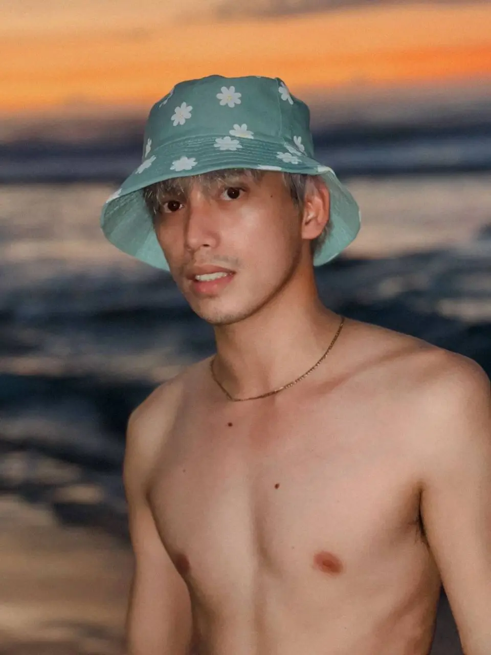 สุดใจ