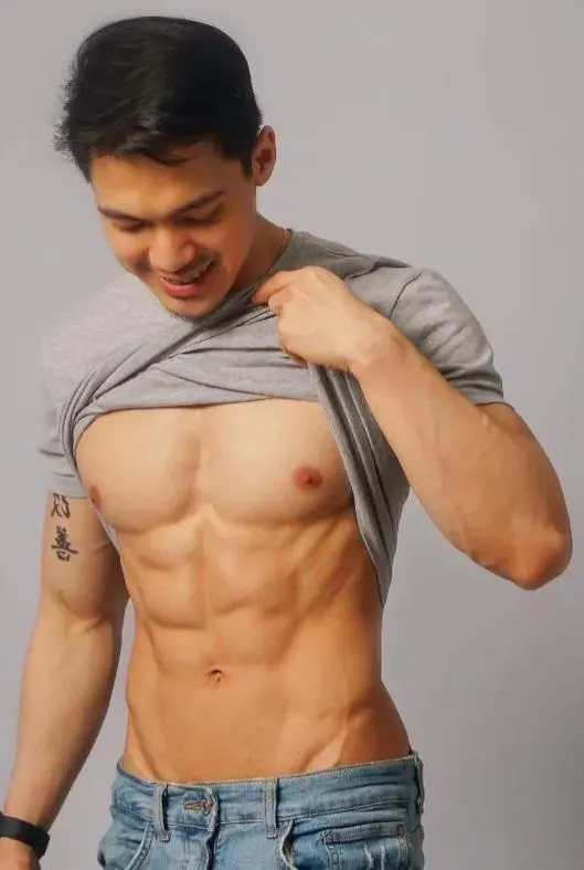 ห..ล่อ