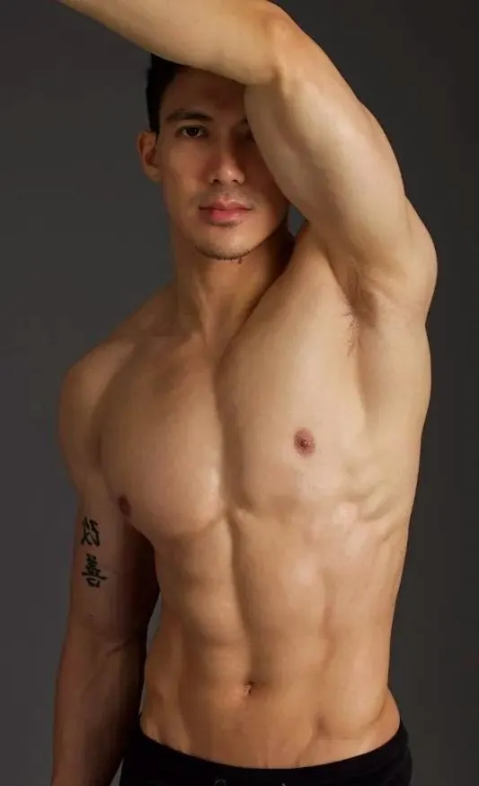 ห..ล่อ