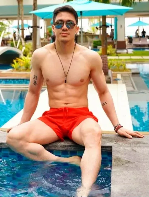 ห..ล่อ