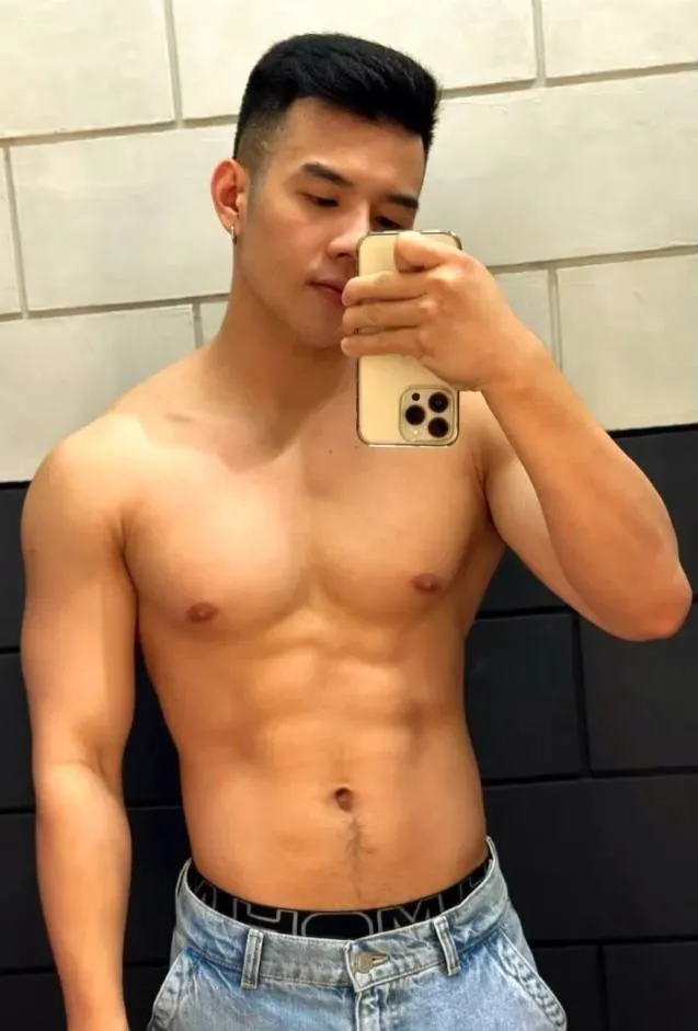 หลงตัวเอง