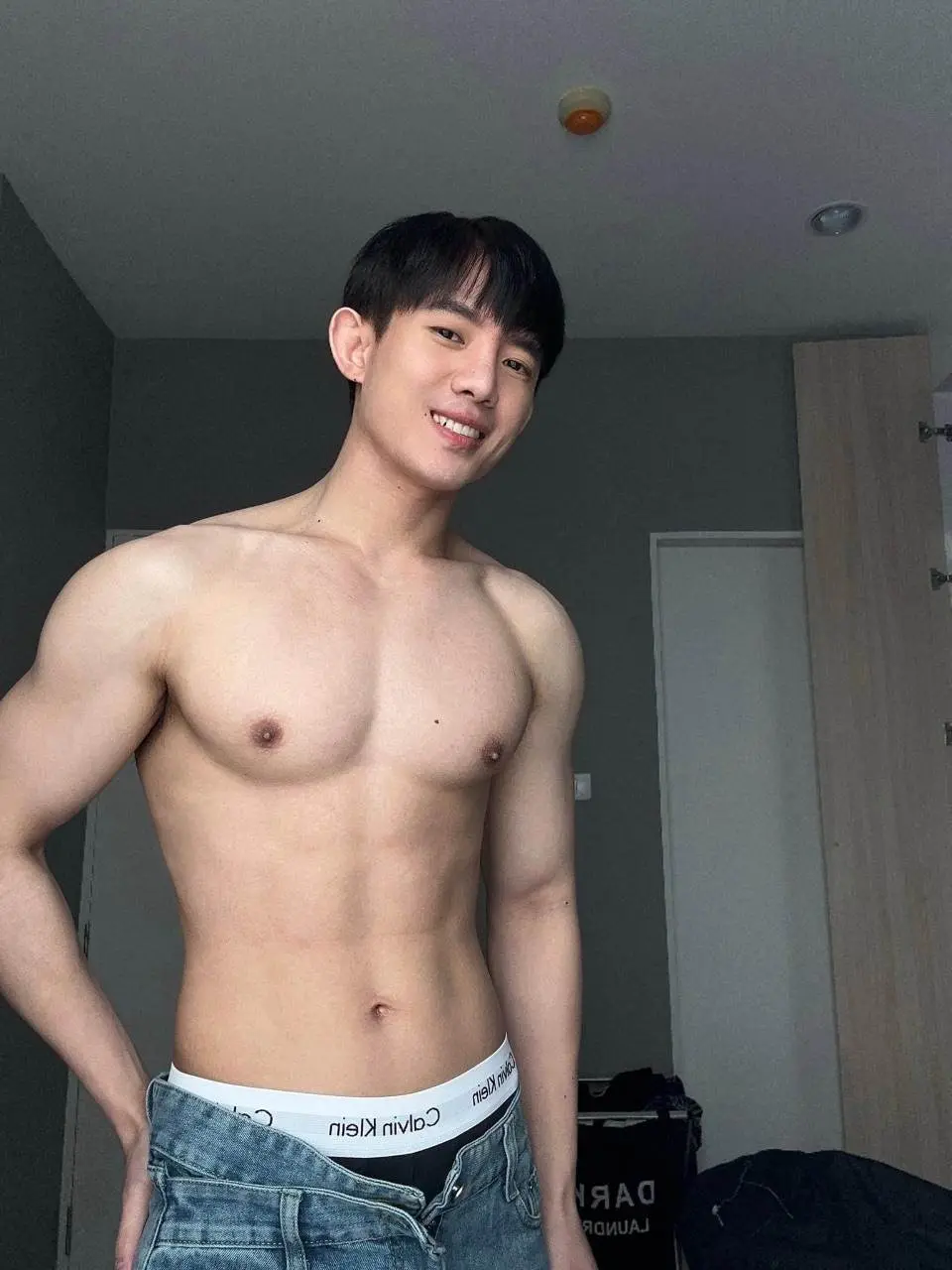 ถอดโชว์เรือนร่าง 2853