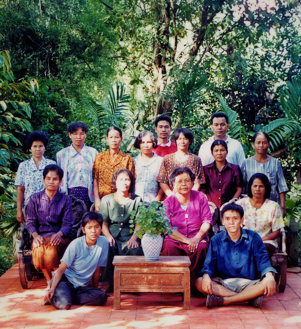 🇹🇭 THAILAND | "Chan Soma Thai Silk" at Ban Tha Sawang Silk Weaving Village.