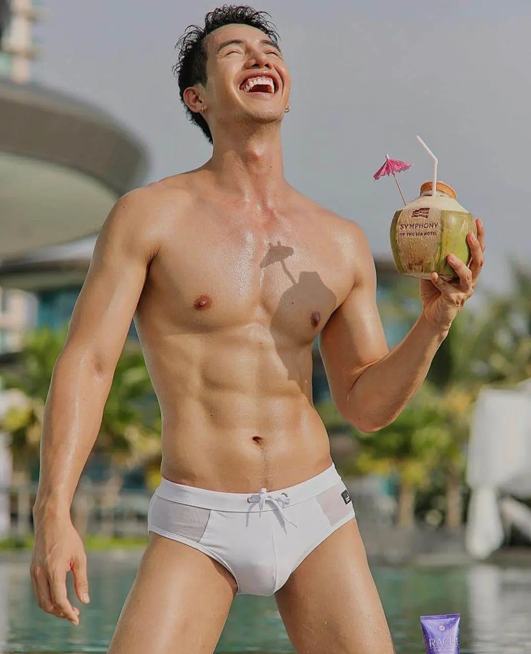 หิว..น้ำพะพร้าว