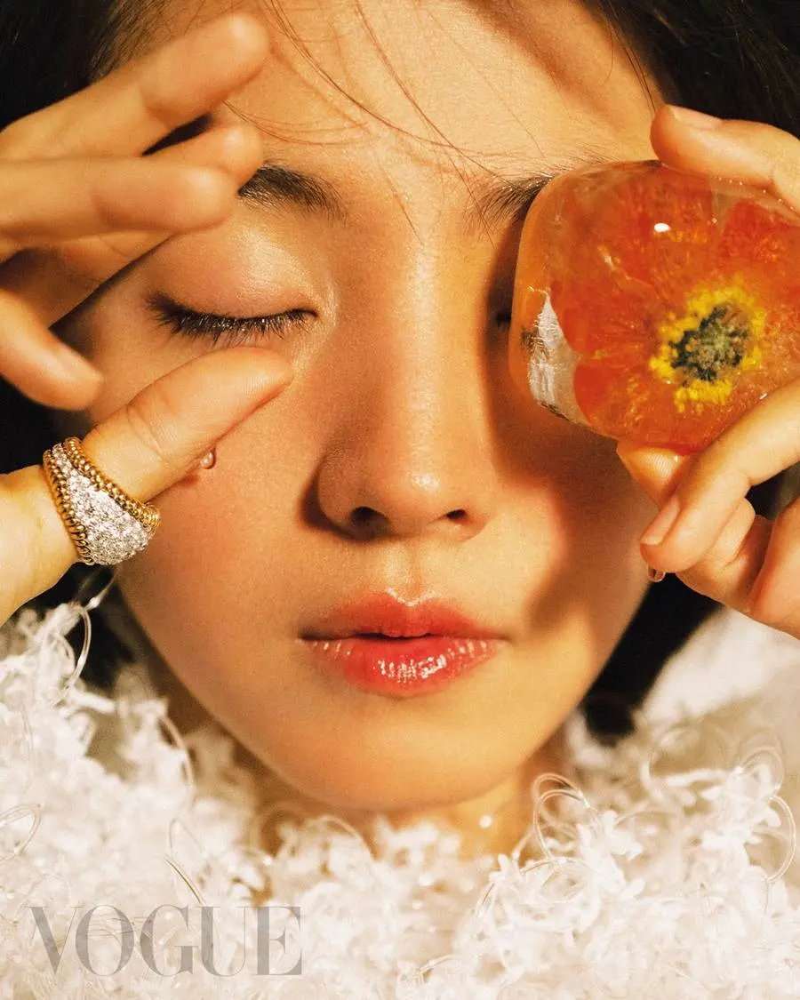 Hikari Mitsushima @ VOGUE Taiwan January 2024