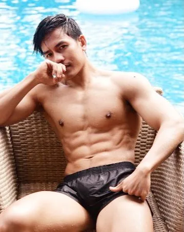 หลงใหล