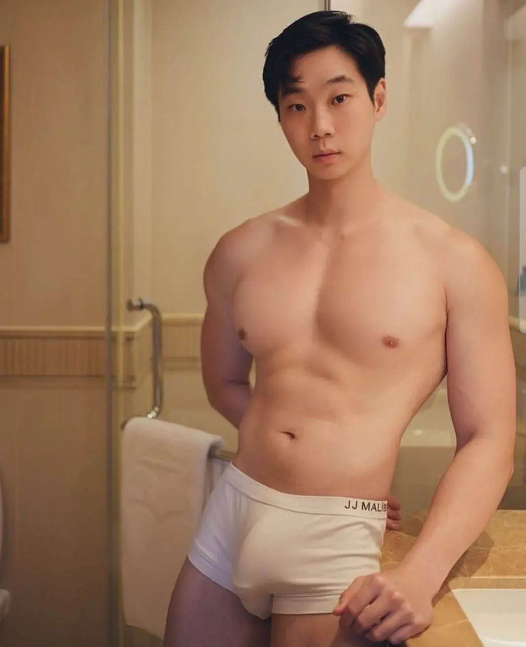 ชอบแบบ..ใสใส