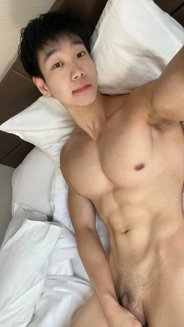 หนุ่มหล่อวัยใส .