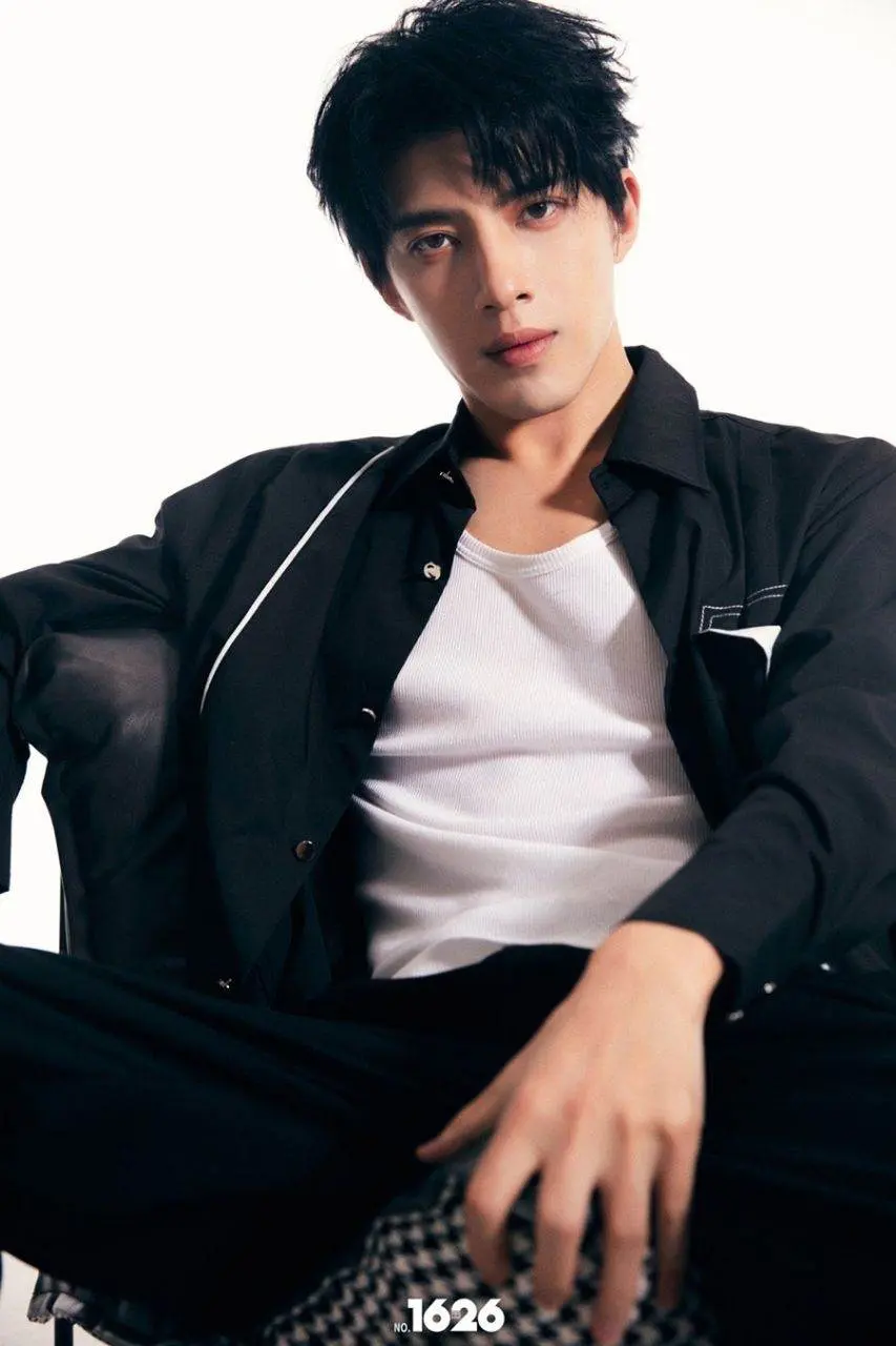 Huang Jingxiang & Yi Shuai @ 1626 Magazine China December 2023